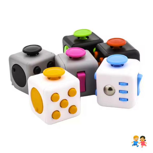 Juguete Antiestrés Sensorial Cubo 6 Funciones